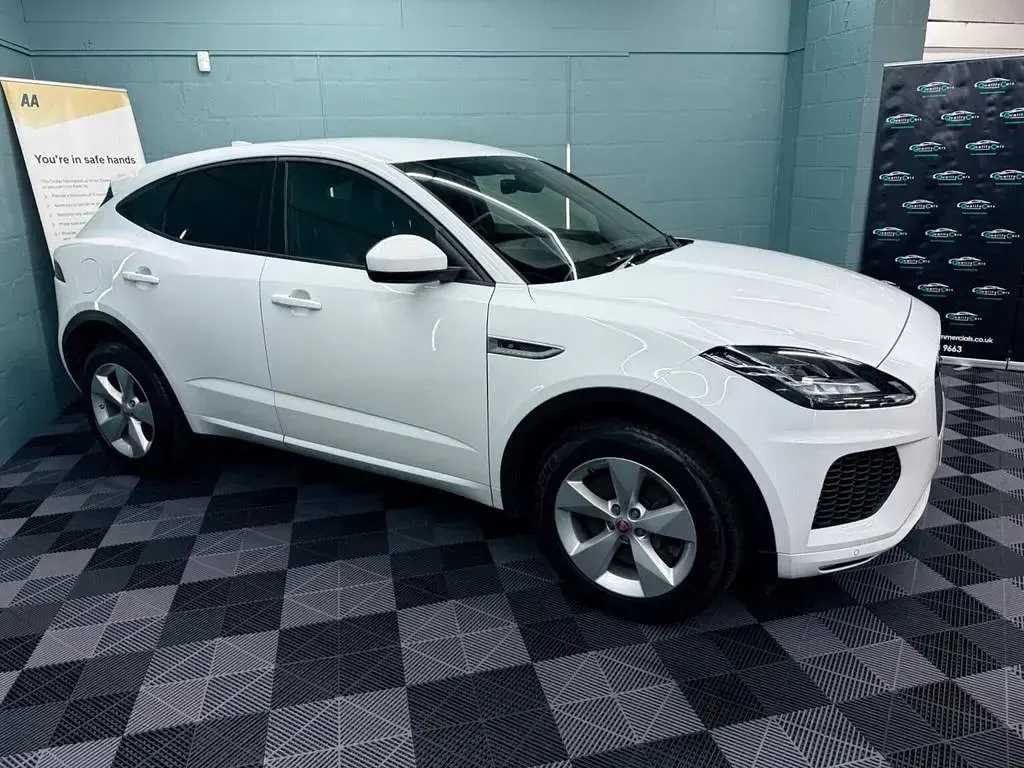 Used Jaguar E-Pace R-Dynamic 200 HP (147 kW) 2019 White SUV