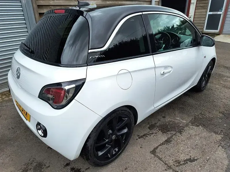 Second-hand Vauxhall Adam Slam 70 CP (51 kW) 2017 Alb Hatchback