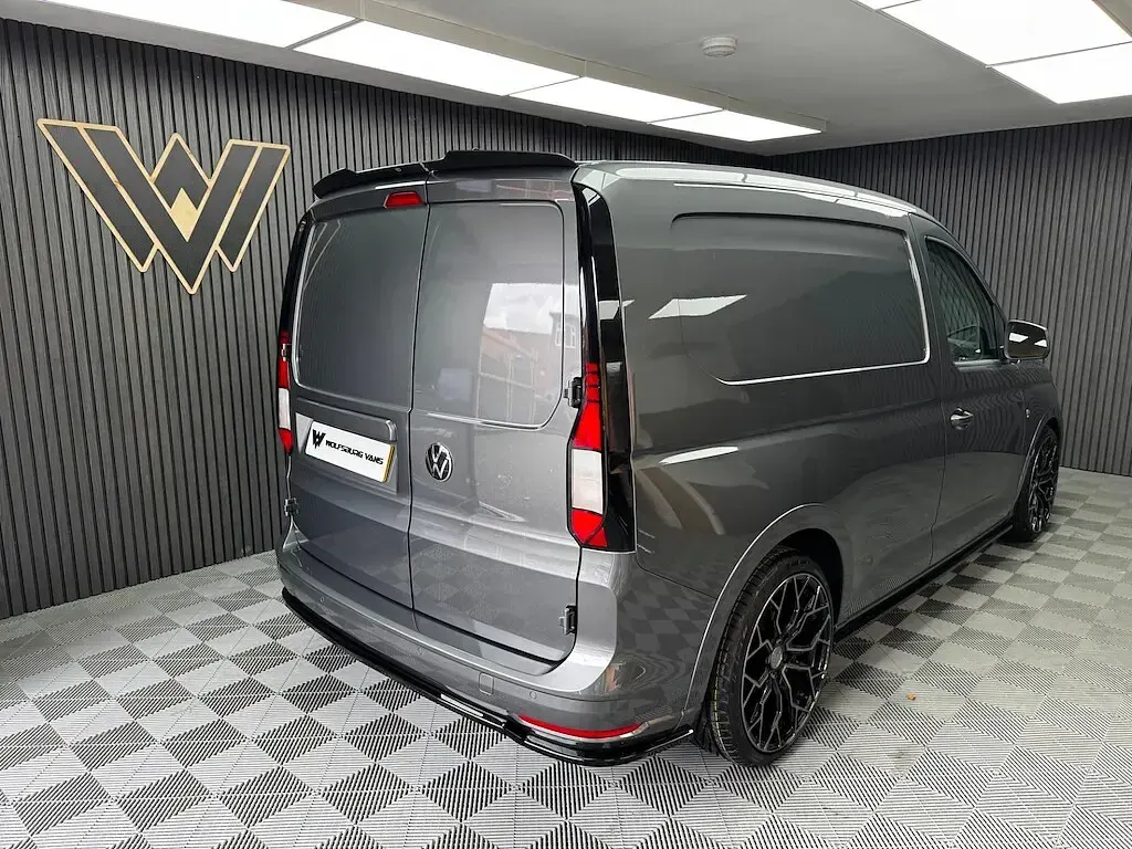Used VW Caddy 102 HP (75 kW) 2022 Grey MPV