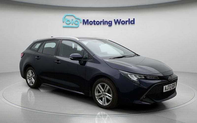 Used 2022 Toyota Corolla Estate | £17,975 (Good price) - Image 1/4