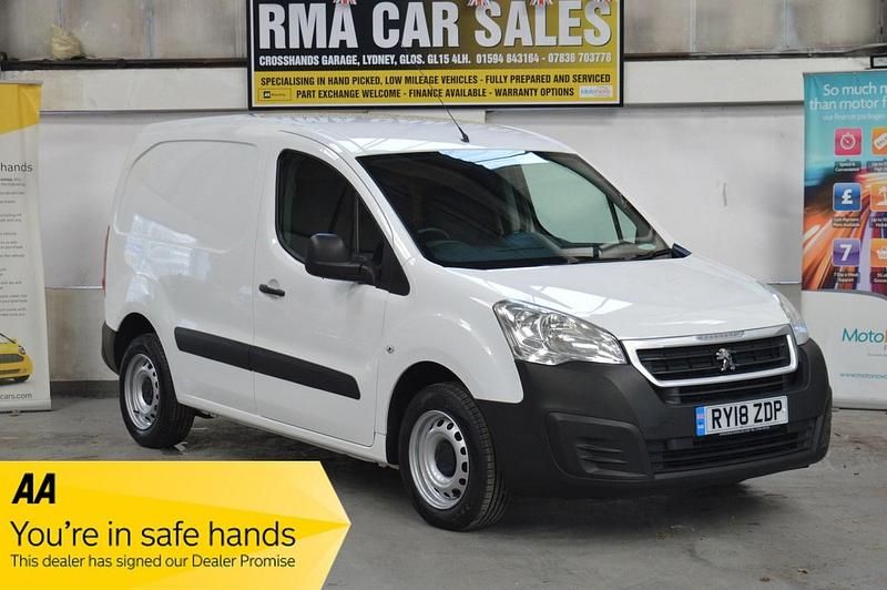 Used Peugeot Partner S 2025 White MPV