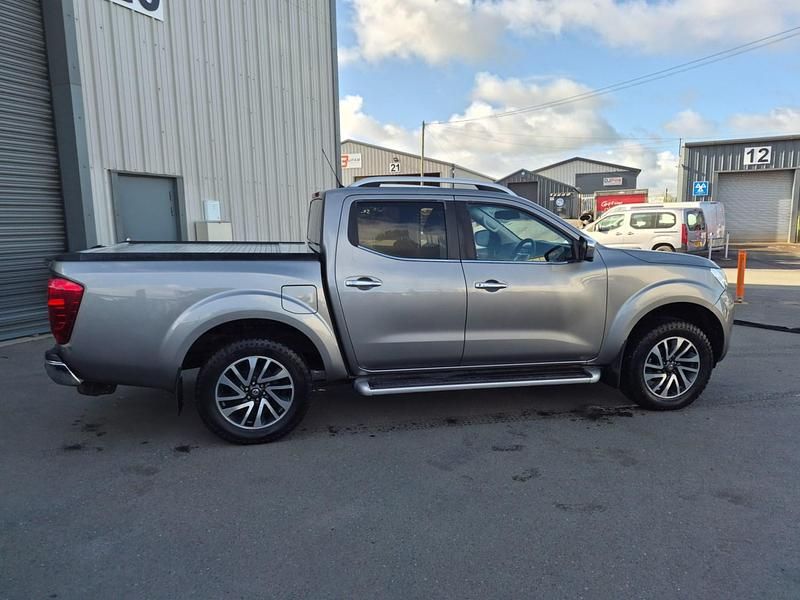 Usado Nissan Navara Tekna 2017 Gris Pickup/Camioneta