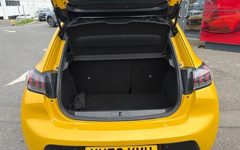 Used Peugeot 208 GTi 102 HP (75 kW) 2023 Hatchback