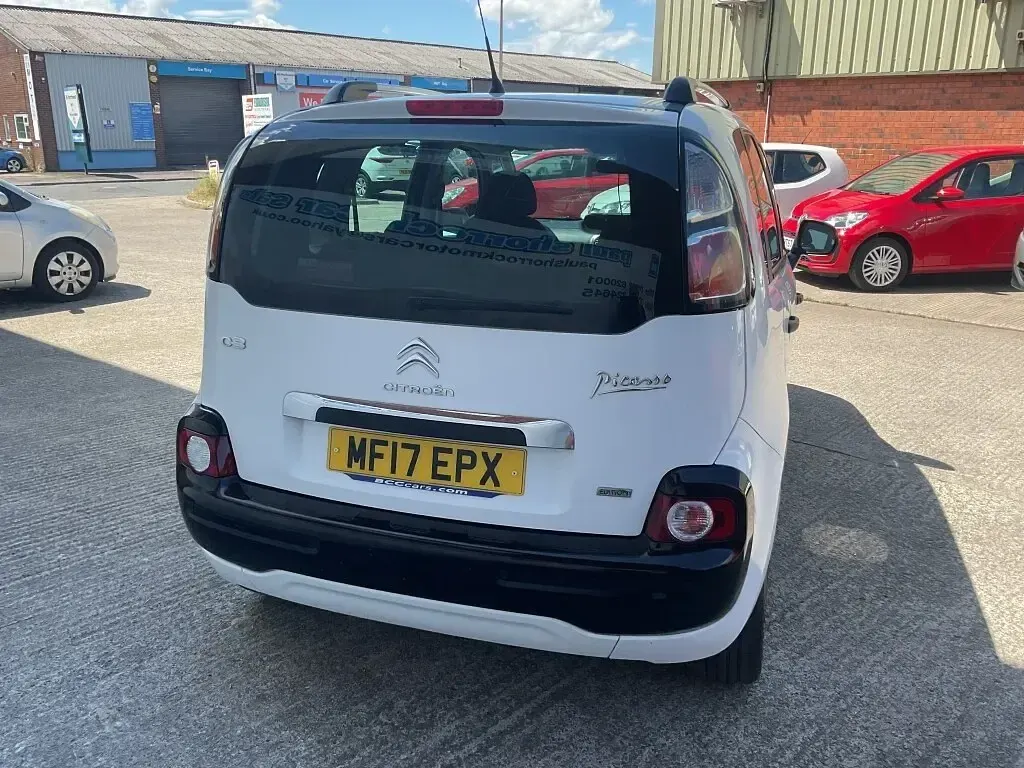 Used Citroën C3 Picasso 2017 White MPV