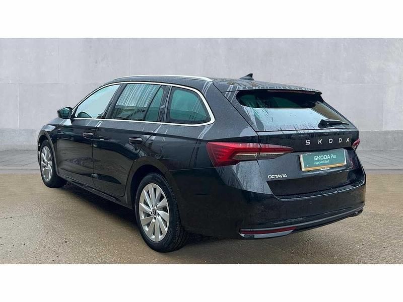 Used Skoda Octavia SE L 147 HP (108 kW) 2025 Black Estate