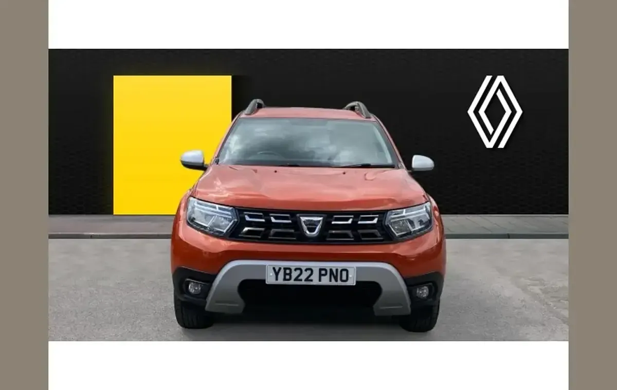 Used Dacia Duster Prestige 150 HP (110 kW) 2022 Orange SUV