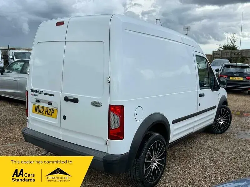 Used Ford Transit Connect 2011 White MPV