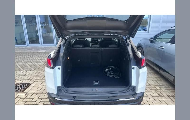 Used Peugeot 3008 GTi 300 HP (220 kW) 2022 White SUV