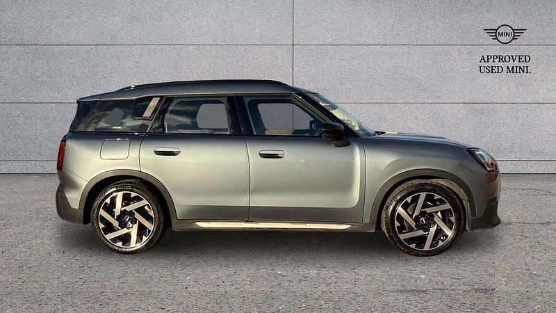 Used Mini Countryman 147 kW (201 HP) 2024 Green SUV