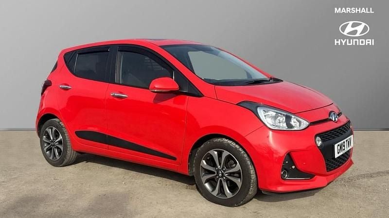 Used Hyundai i10 Premium SE 87 HP (63 kW) 2019 Red Hatchback