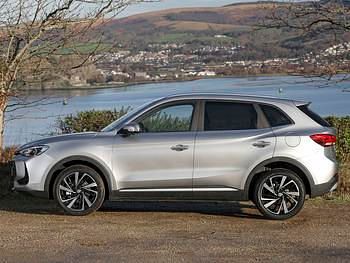 New MG ZS Trophy 196 HP (144 kW) 2025 Silver SUV