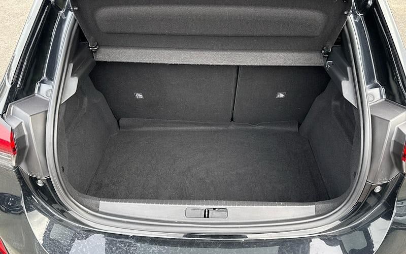 Used Vauxhall Corsa SRi 101 HP (74 kW) 2021 Black Hatchback