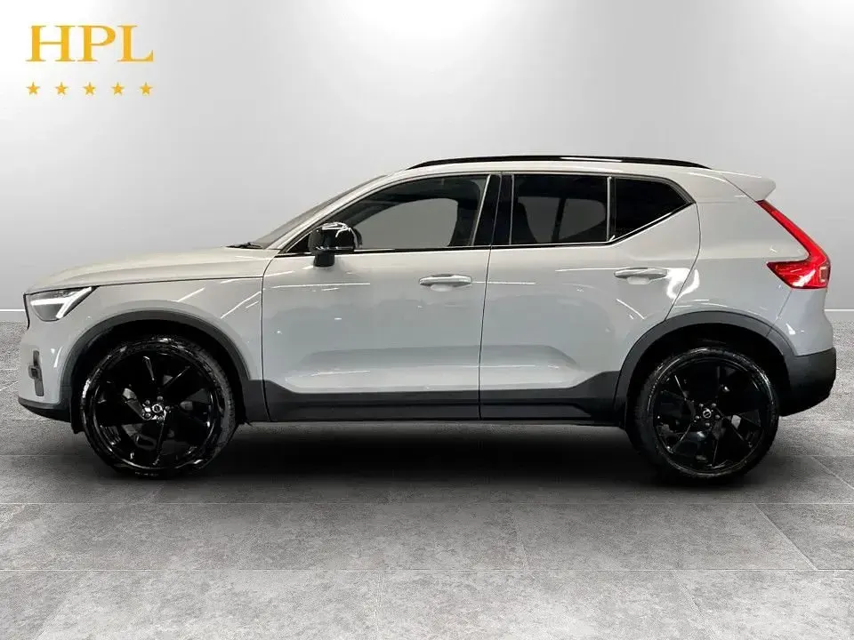 Used Volvo XC40 Plus 197 HP (144 kW) 2025 Grey SUV
