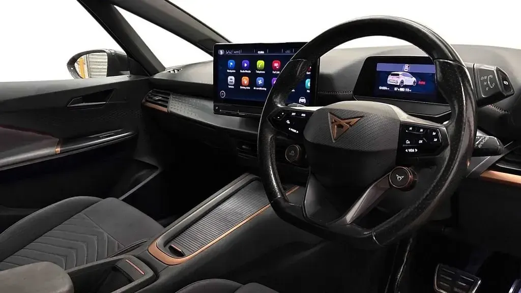 Second-hand Cupra Born e-Boost 169 kW (230 CP) 2023 Roșu Hatchback