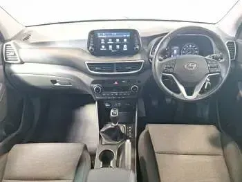 Używany Hyundai Tucson SE 132 KM (97 kW) 2019 Niebieski SUV