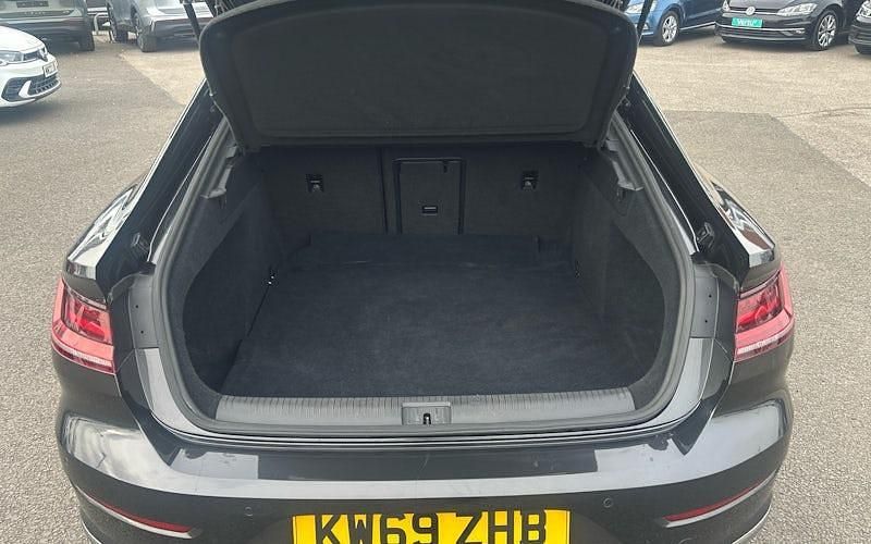 Usado VW Arteon R-line 190 HP (139 kW) 2020 Cinzento Citadino