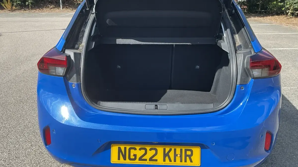 Used Vauxhall Corsa Edition 100 HP (73 kW) 2022 Blue Hatchback