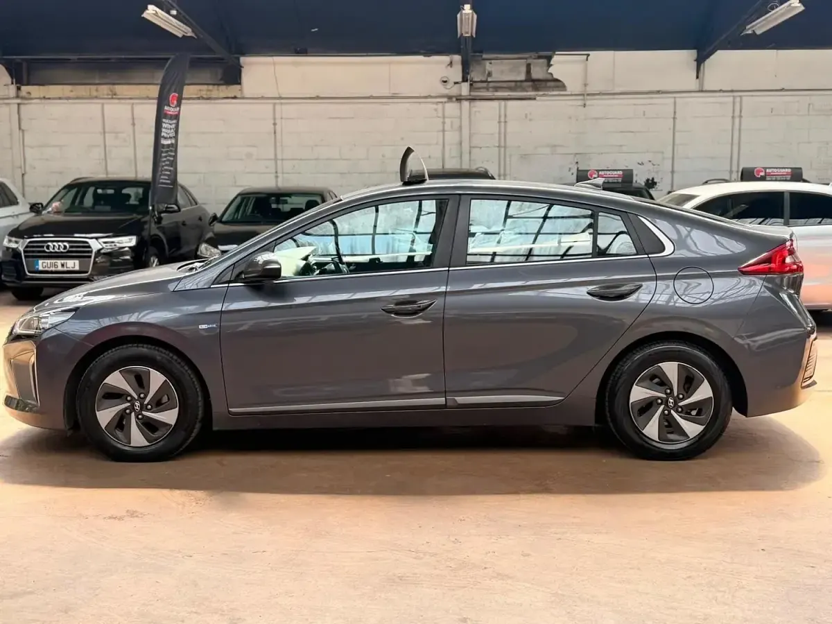 Used Hyundai Ioniq Premium 141 HP (103 kW) 2017 Grey Hatchback