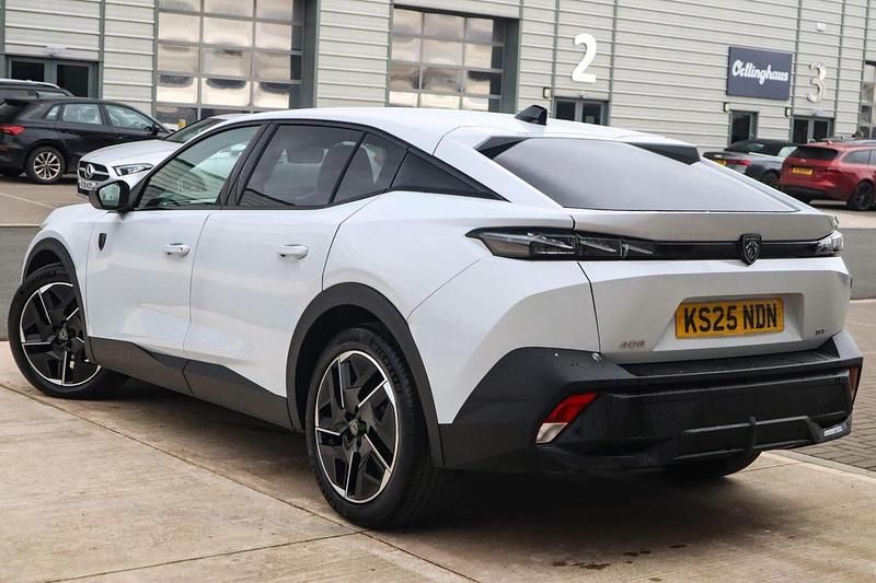 Used Peugeot 408 GT 134 HP (98 kW) 2025 White SUV