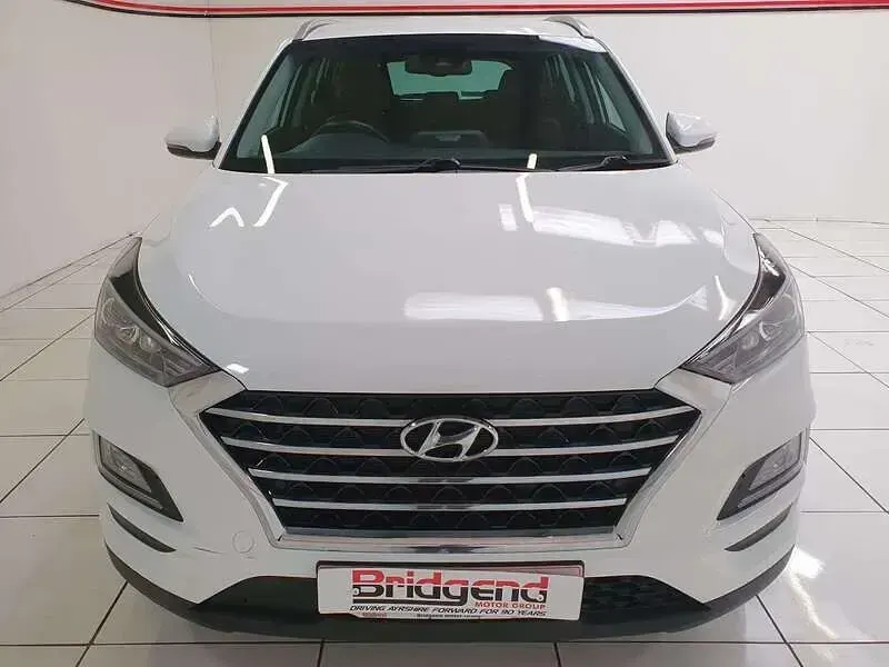 Used Hyundai Tucson Premium 132 HP (97 kW) 2019 White SUV