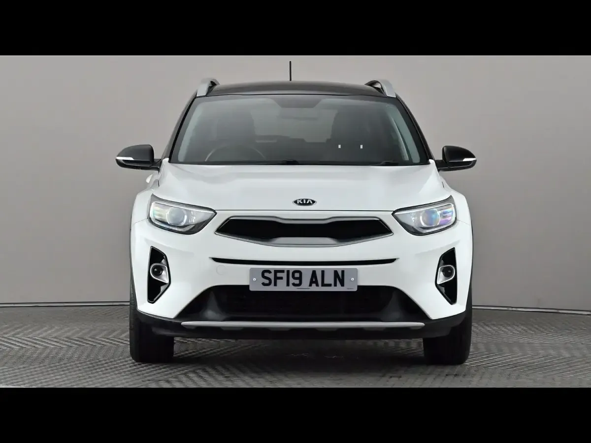 Used Kia Stonic 2019 White SUV