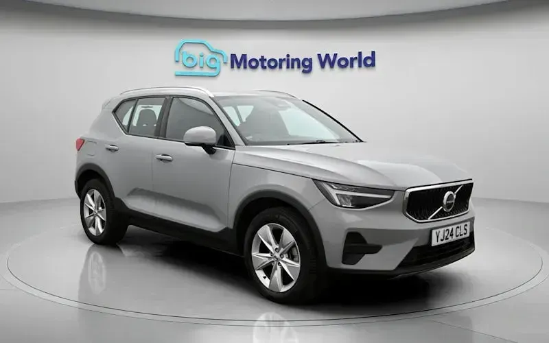 Used Volvo XC40 Core 163 HP (119 kW) 2026 SUV