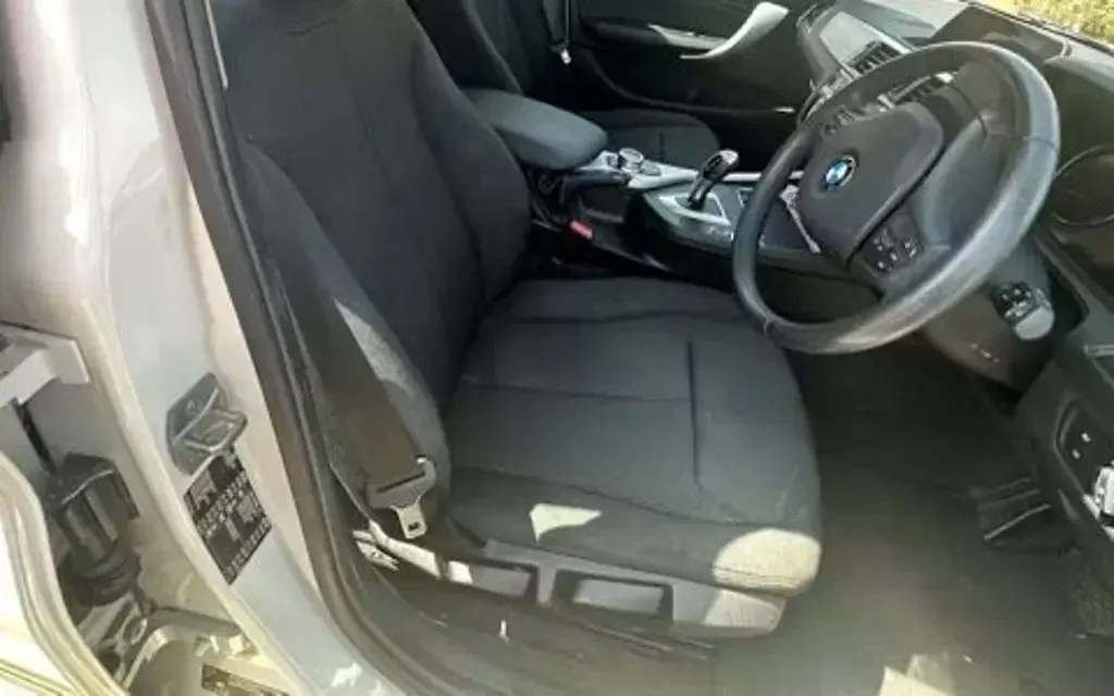 Used BMW 118 Impressive 136 HP (100 kW) 2019 White Hatchback