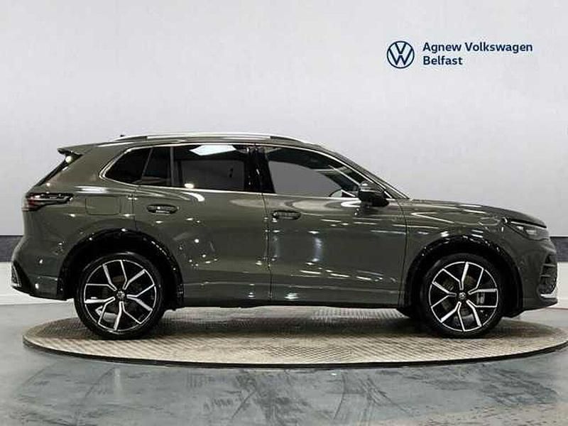 Used VW Tiguan R-line 150 HP (110 kW) 2025 Green SUV