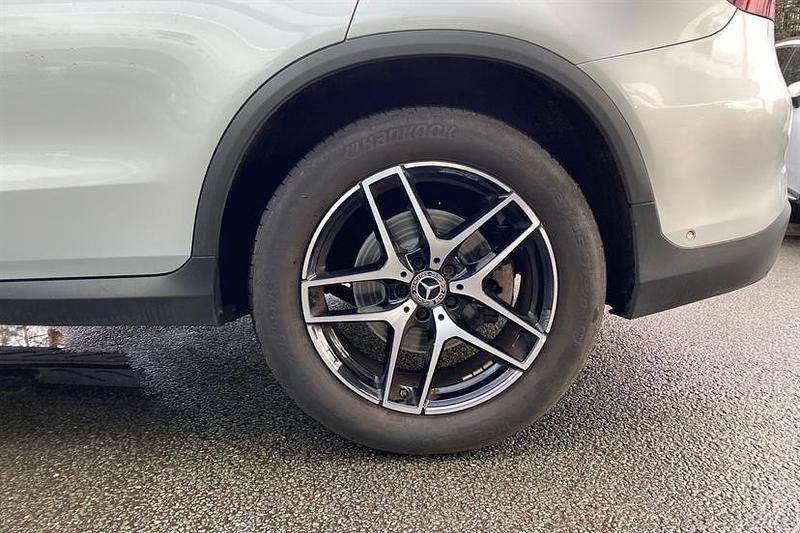 Used Mercedes GLC250 AMG 211 HP (155 kW) 2019 Iridium silver Estate