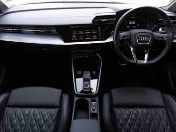 Begagnad Audi S3 Sportback Comfort 310 HK (228 kW) 2022 Blå Halvkombi