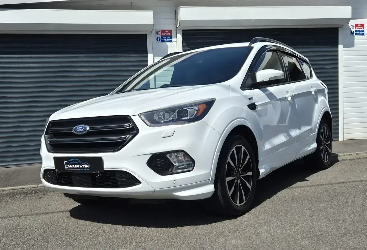 Used Ford Kuga ST-Line 2017 White SUV