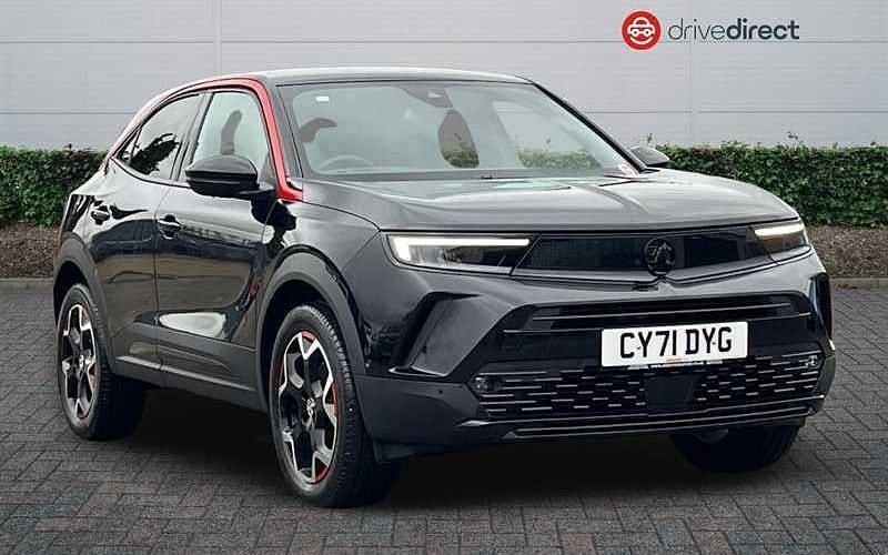Two coat metallic diamond black Used 2022 Vauxhall Mokka SRi SUV | £16,798 (Fair price) - Image 1/4
