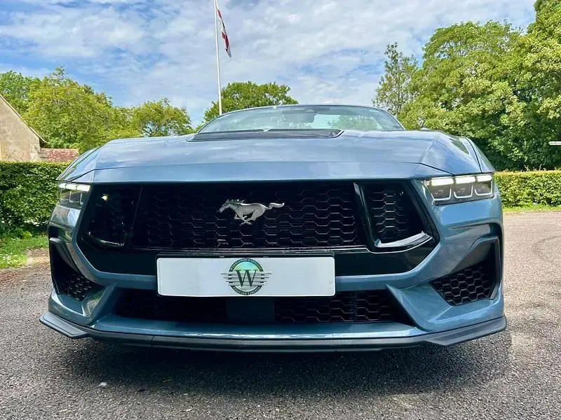 Used Ford Mustang GT Convertible 446 HP (328 kW) 2025 Blue Cabriolet