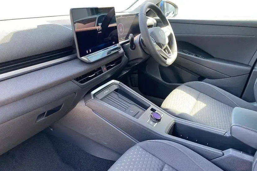 New VW T-Roc Life 116 HP (85 kW) 2026 Celestial blue SUV