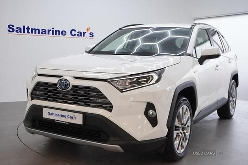 White Used 2021 Toyota RAV4 Hybrid SUV | £27,590 (Fair price) - Image 1/1