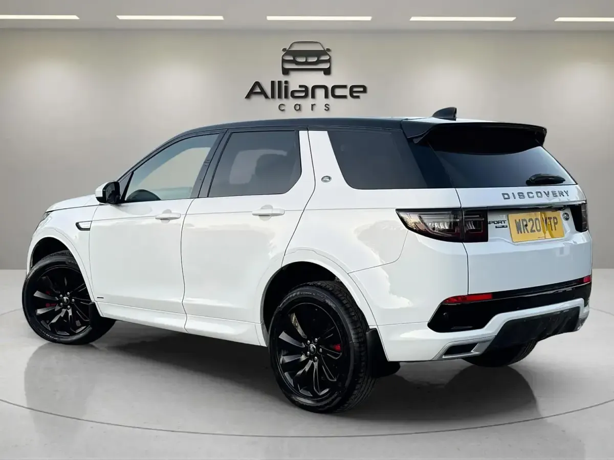 Used Land Rover Discovery 5 SE Dynamic 2020 White SUV