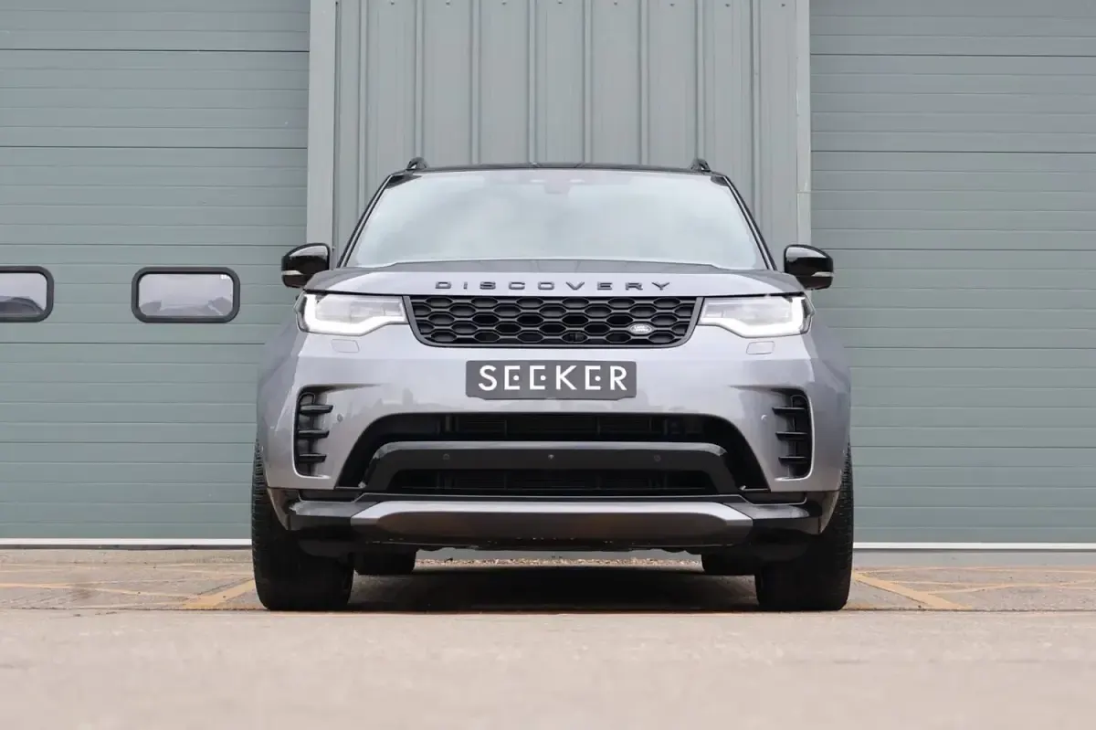 New Land Rover Discovery HSE Dynamic 2026 Grey SUV