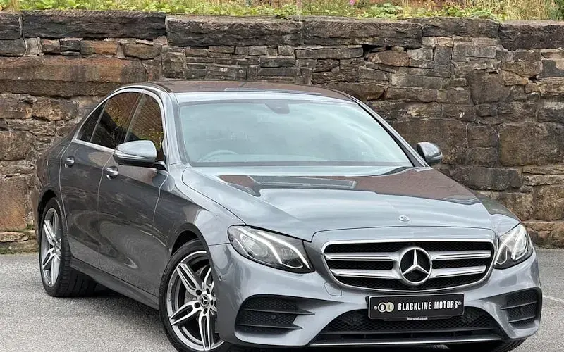 Used Mercedes E220 AMG line 194 HP (142 kW) 2019 Sedan