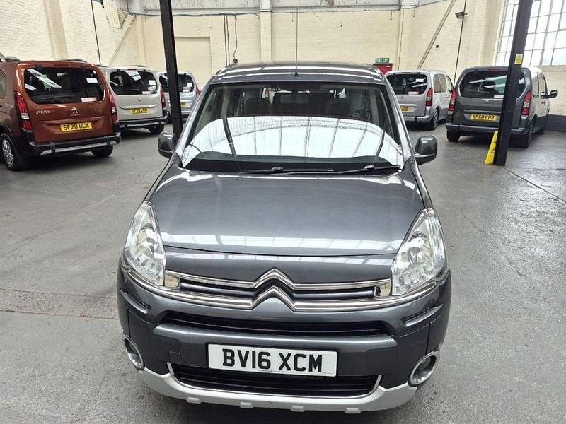 Used Citroën Berlingo 90 HP (66 kW) 2016 Grey MPV