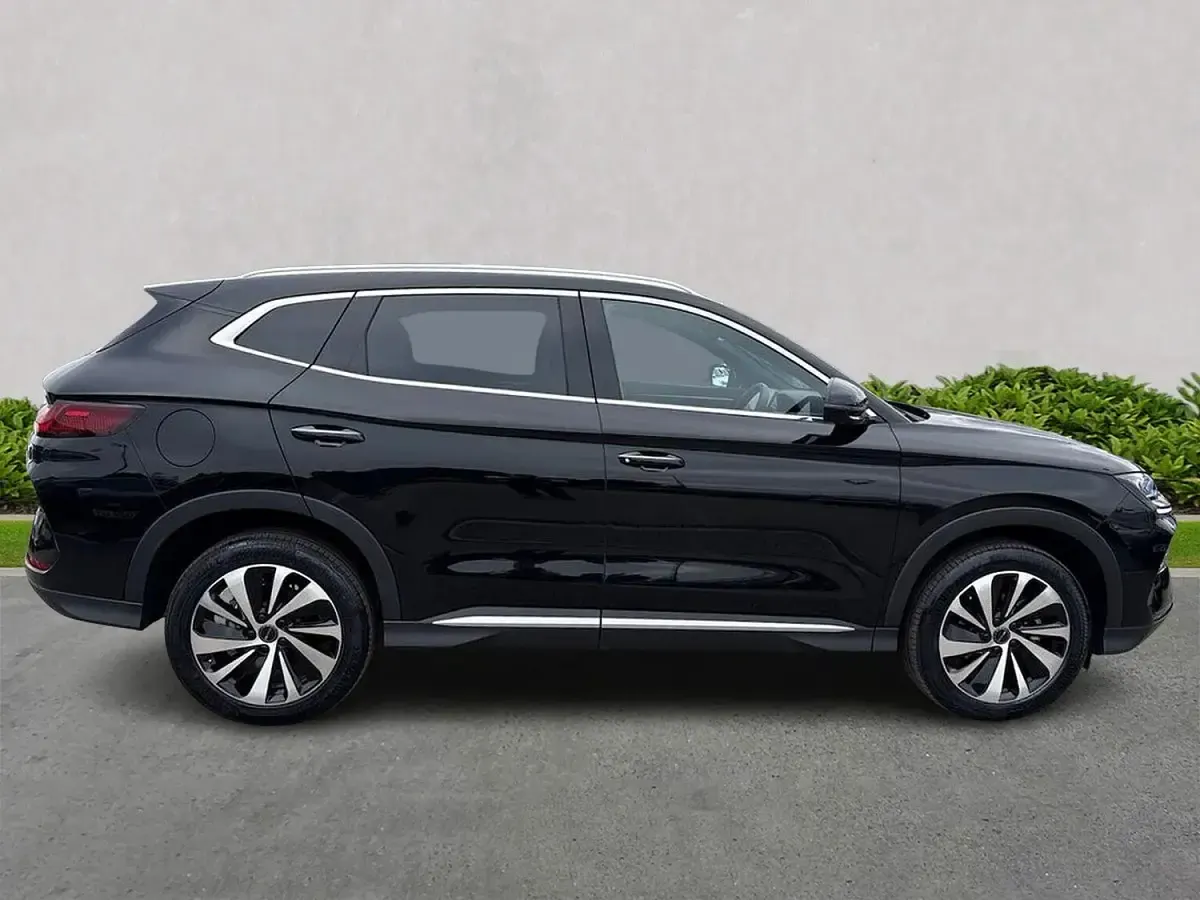 Used BYD Seal U Boost 218 HP (160 kW) 2025 Black SUV