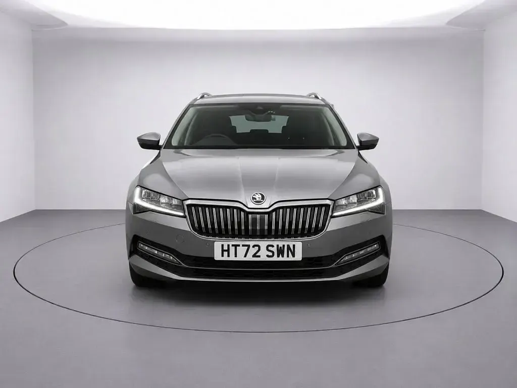 Used Skoda Superb SE Technology 150 HP (110 kW) 2023 Grey Estate