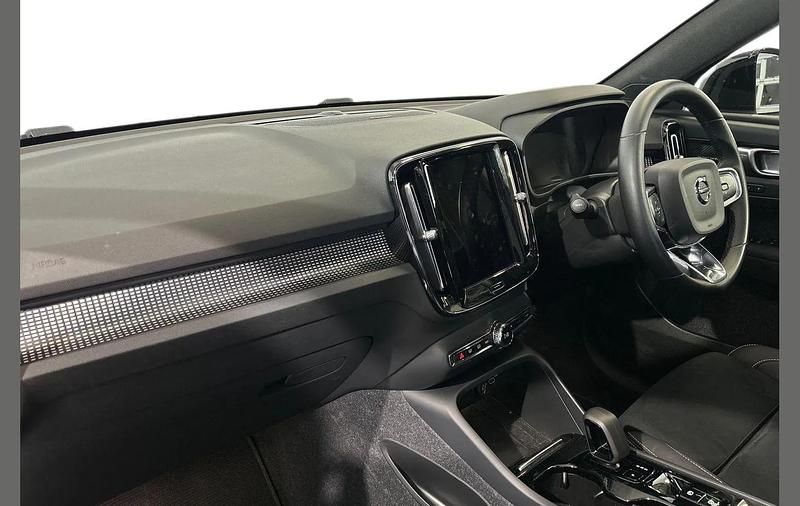 Usado Volvo XC40 Ultimate 161 HP (118 kW) 2024 Branco SUV