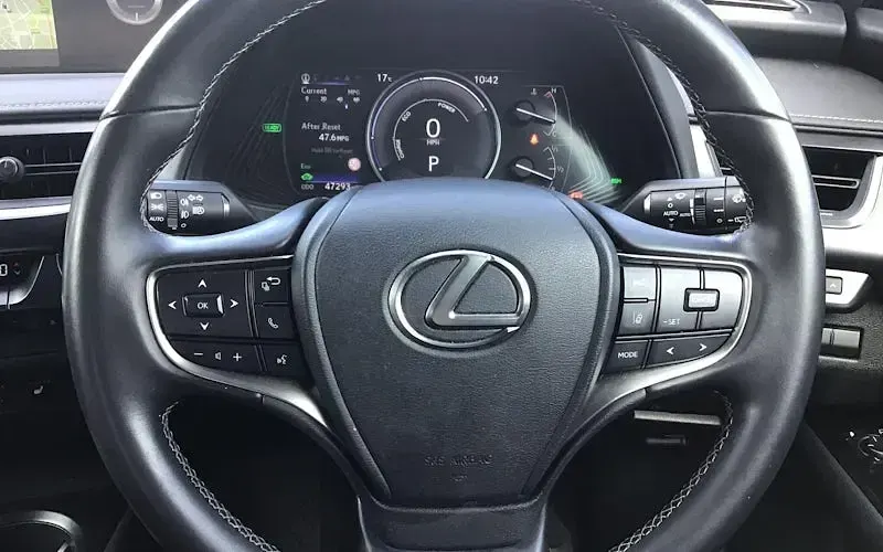 Used Lexus UX Sport Line 184 HP (135 kW) 2022 Black SUV