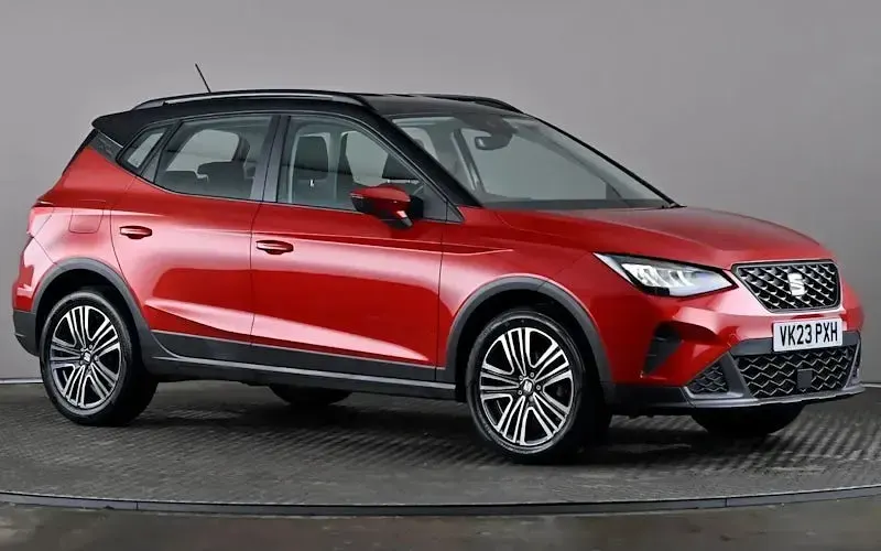 Usado Seat Arona SE Technology 95 CV (69 kW) 2025 SUV