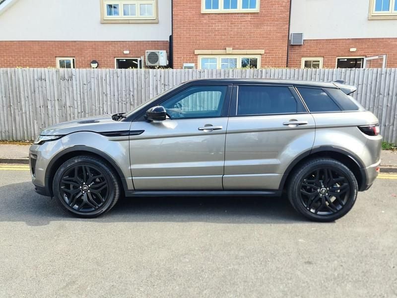 Used Land Rover Range Rover evoque HSE Dynamic 2017 Silver Estate