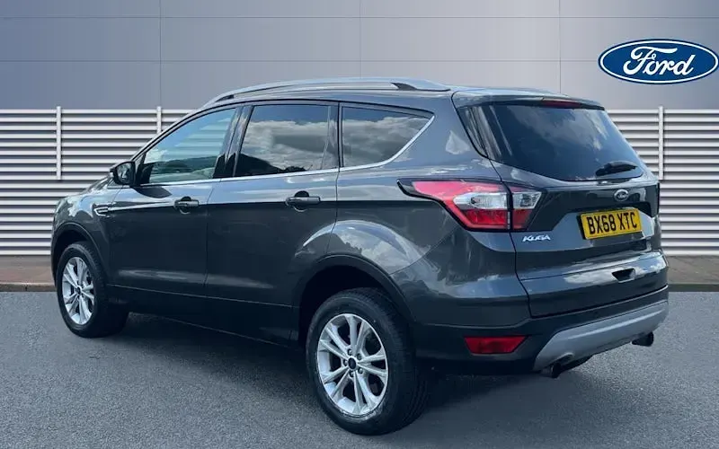 Używany Ford Kuga Titanium 120 KM (88 kW) 2018 Szary SUV