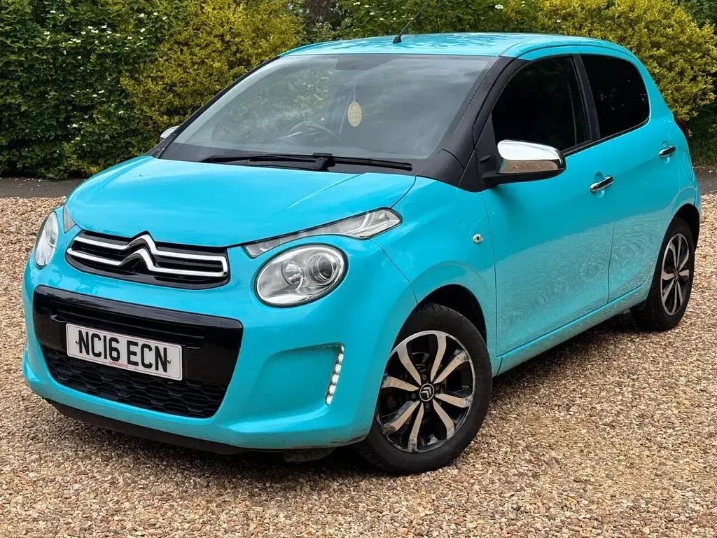 Used Citroën C1 Flair 68 HP (50 kW) 2016 Blue Hatchback