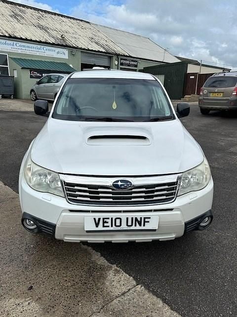 Used Subaru Forester 2010 White SUV