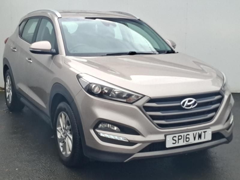 Beige Used 2016 Hyundai Tucson SE SUV | £10,798 (Good price) - Image 1/4
