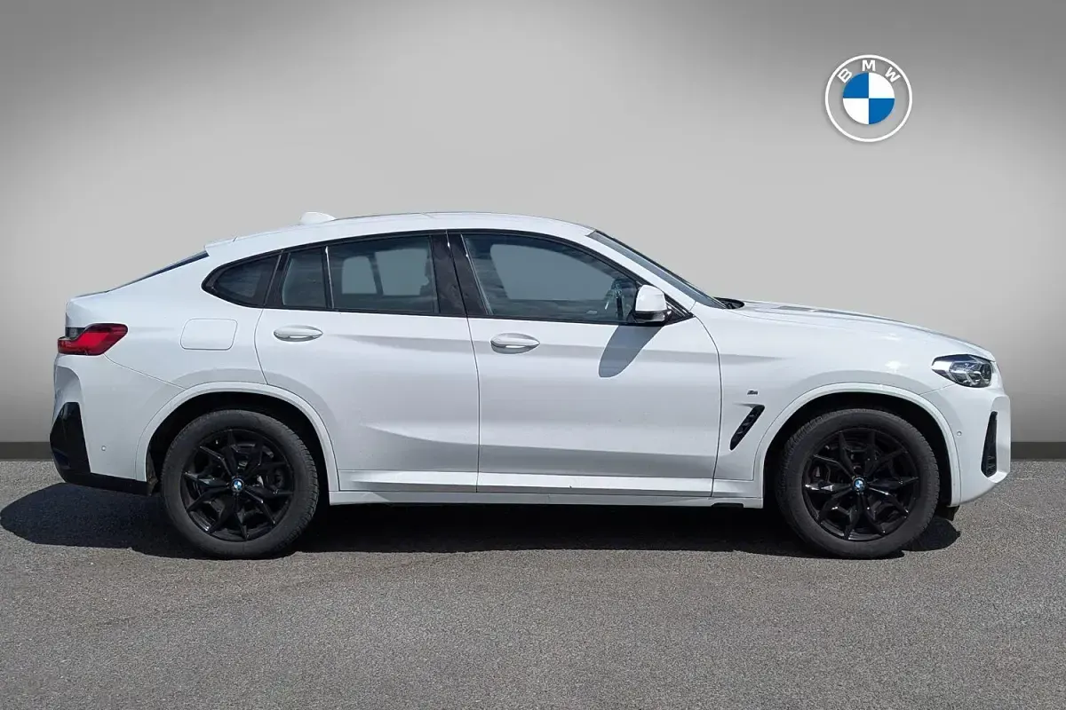 Used BMW X4 M Sport 187 HP (137 kW) 2023 White SUV